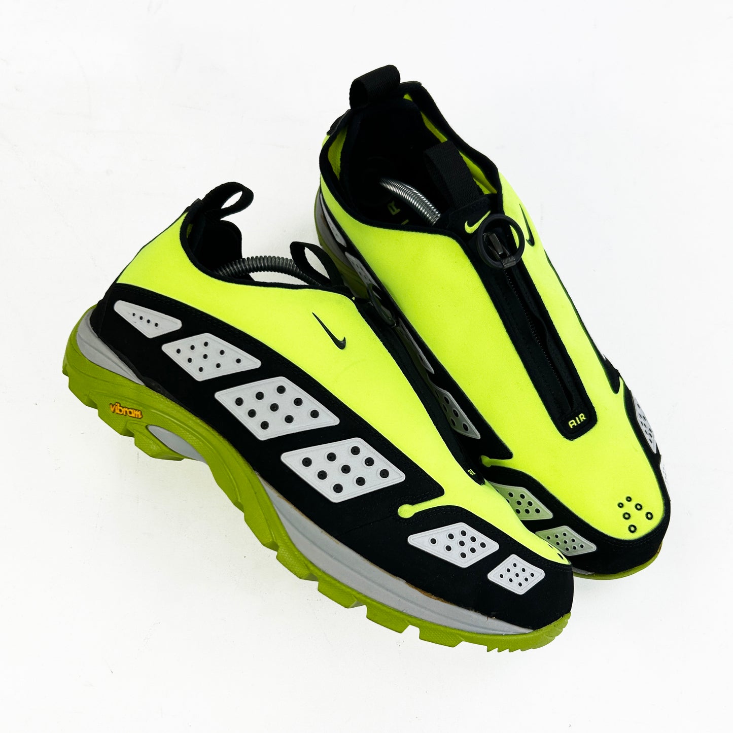 SNDR Vibram Clipless Cycling Shoe