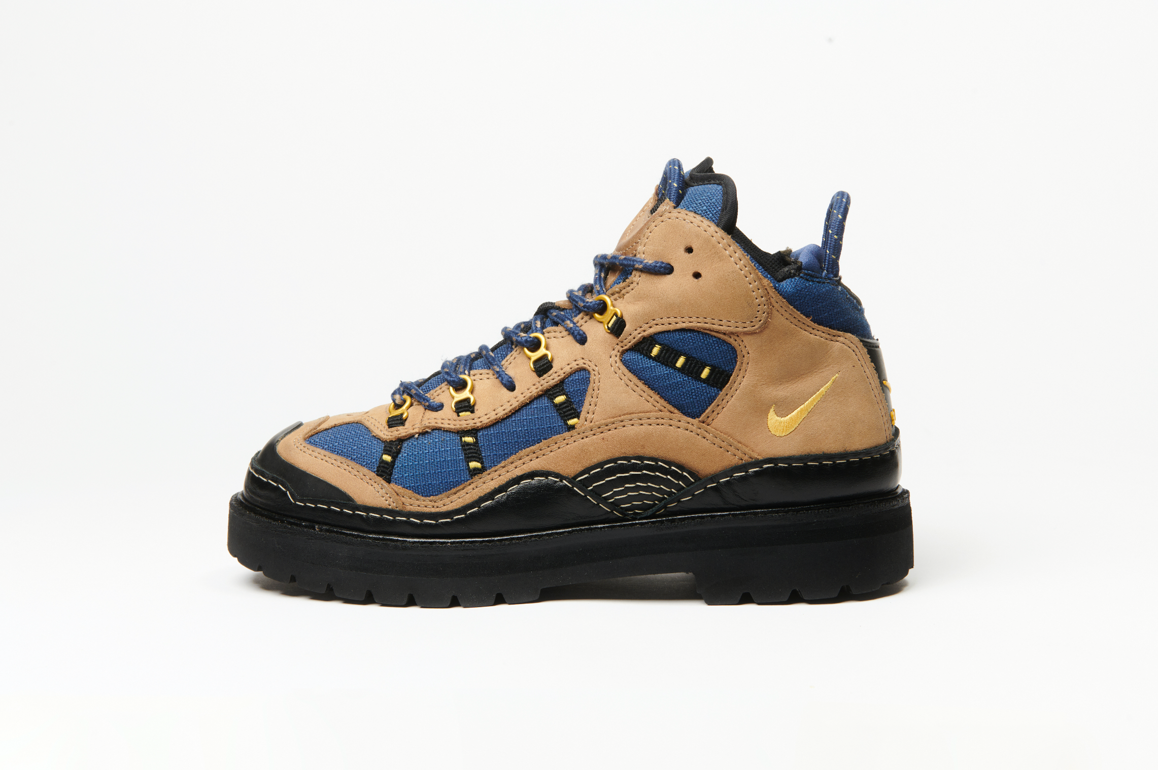 Nike マジスタACG ACG Mada Mid 2, by Samuel Falzone [1996] – Nike Server/Server Shop