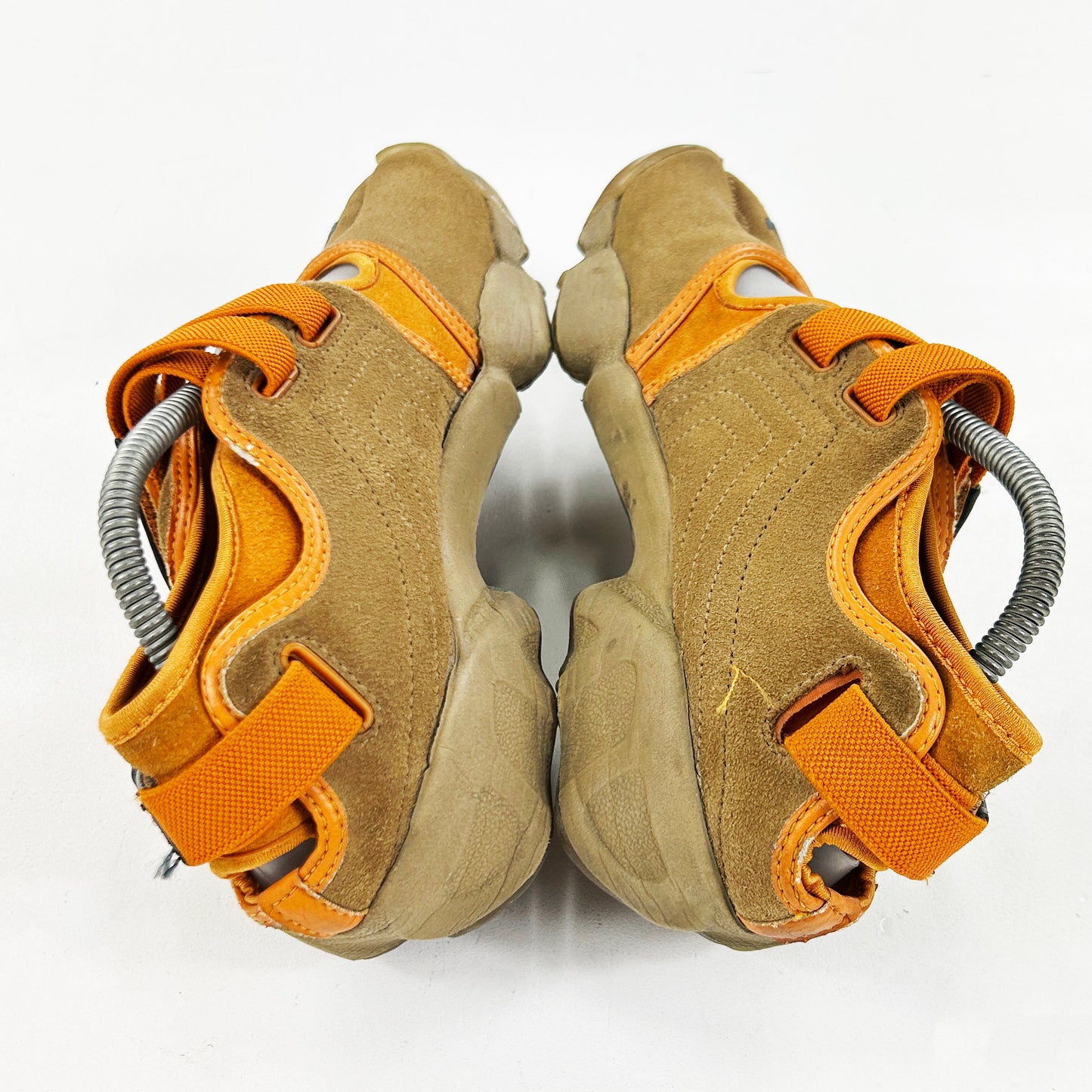Halle Berry Air Rift [2003] (357/1050)