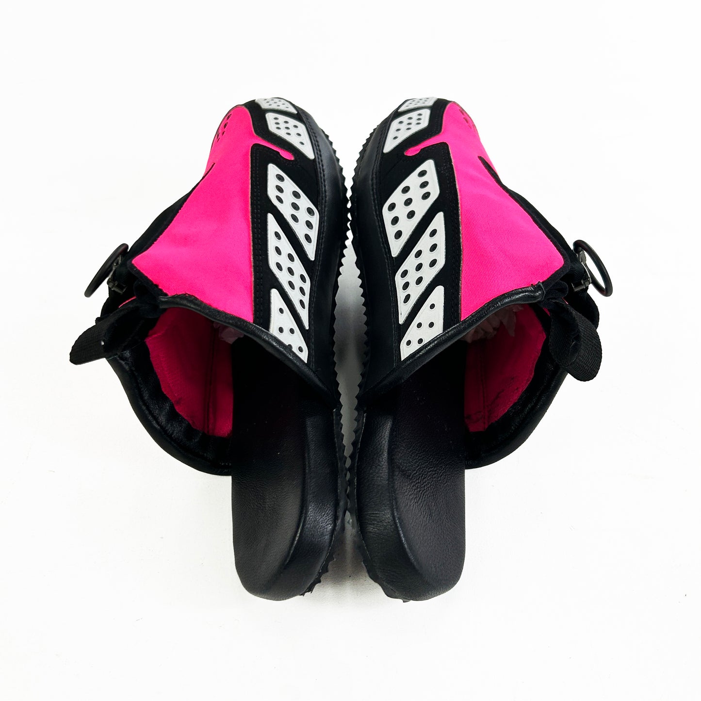 SLDR, by London Sneaker School