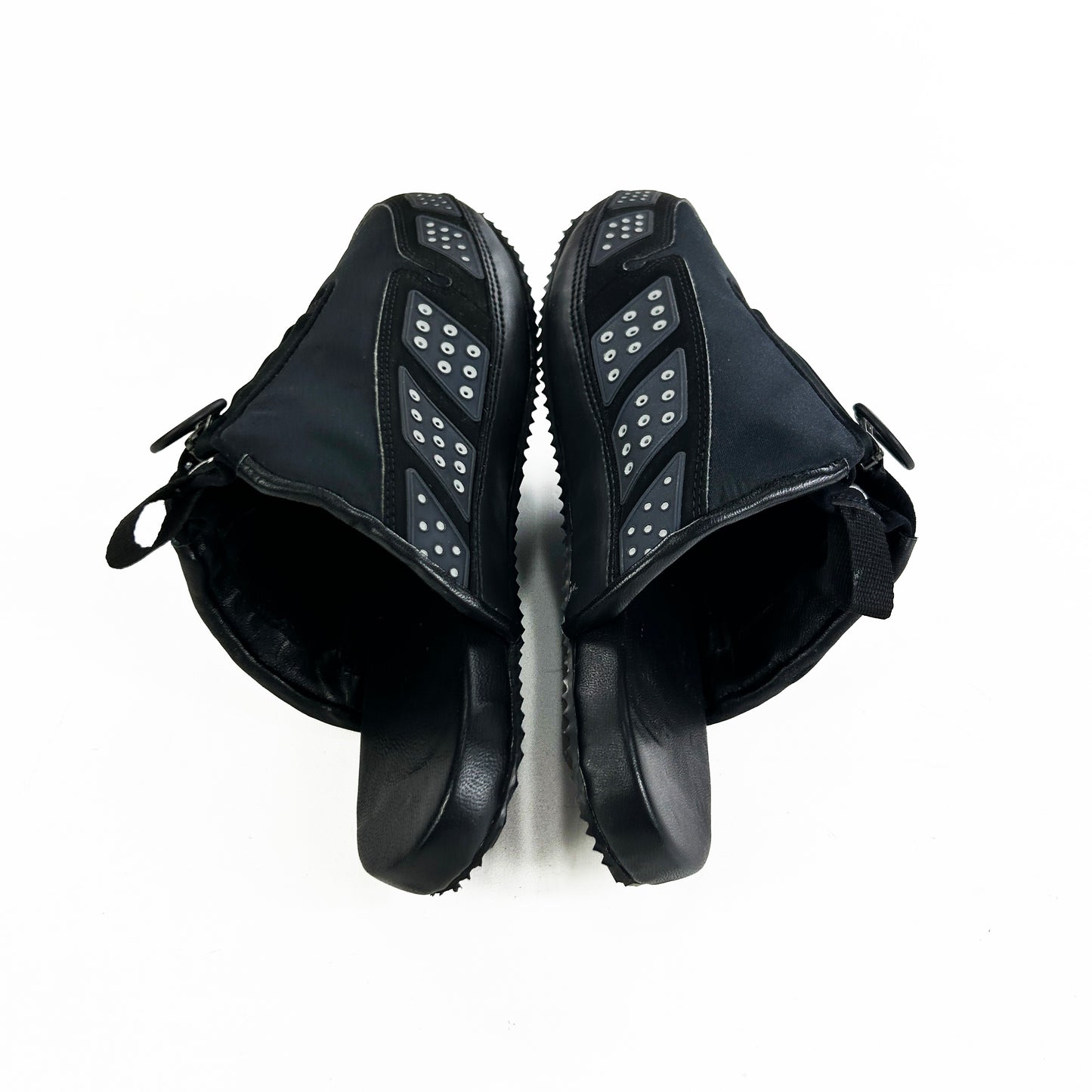 SLDR, by London Sneaker School