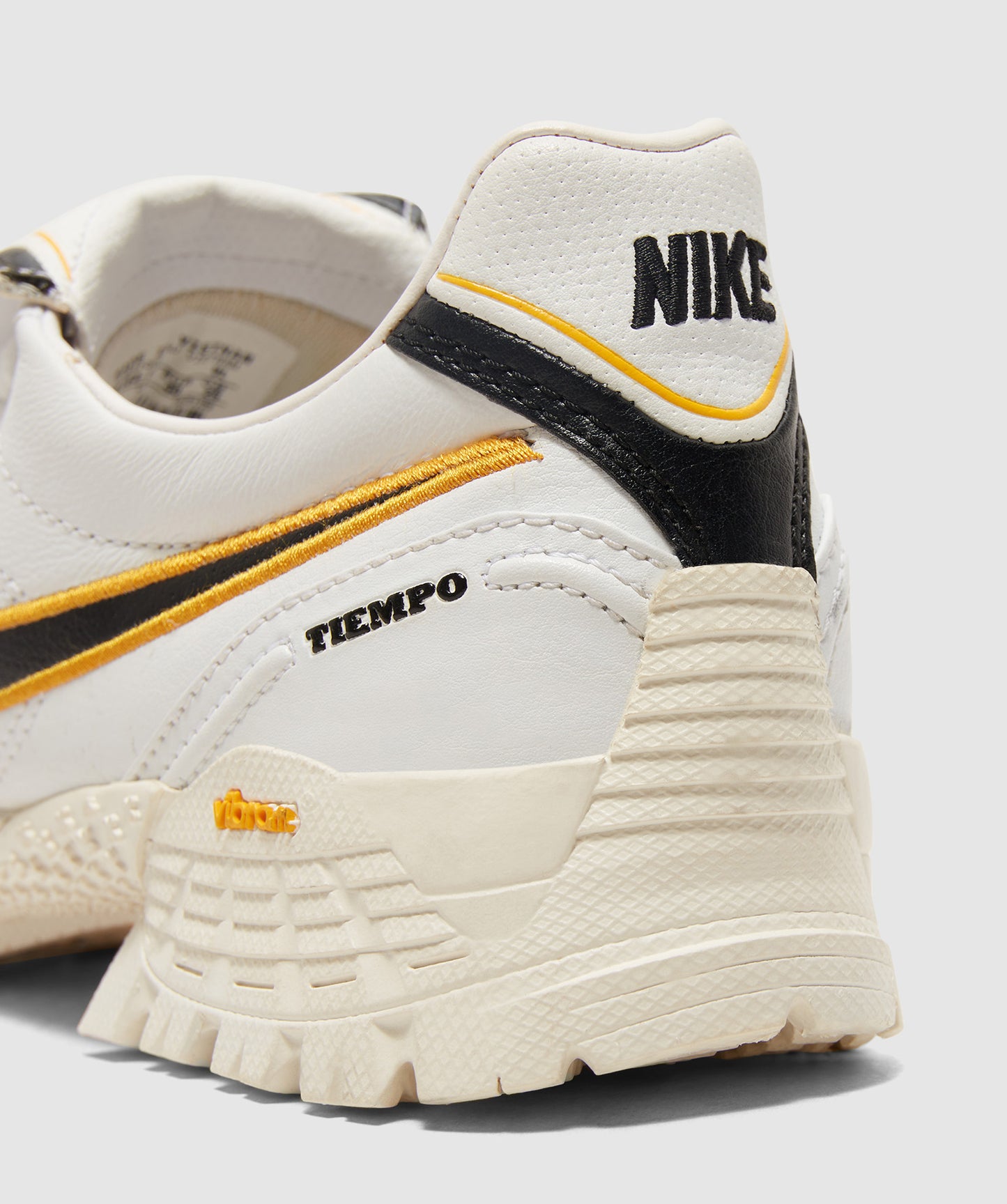 Tiempo Mystic 3, w/ Vibram Vybrid sole unit [2009]