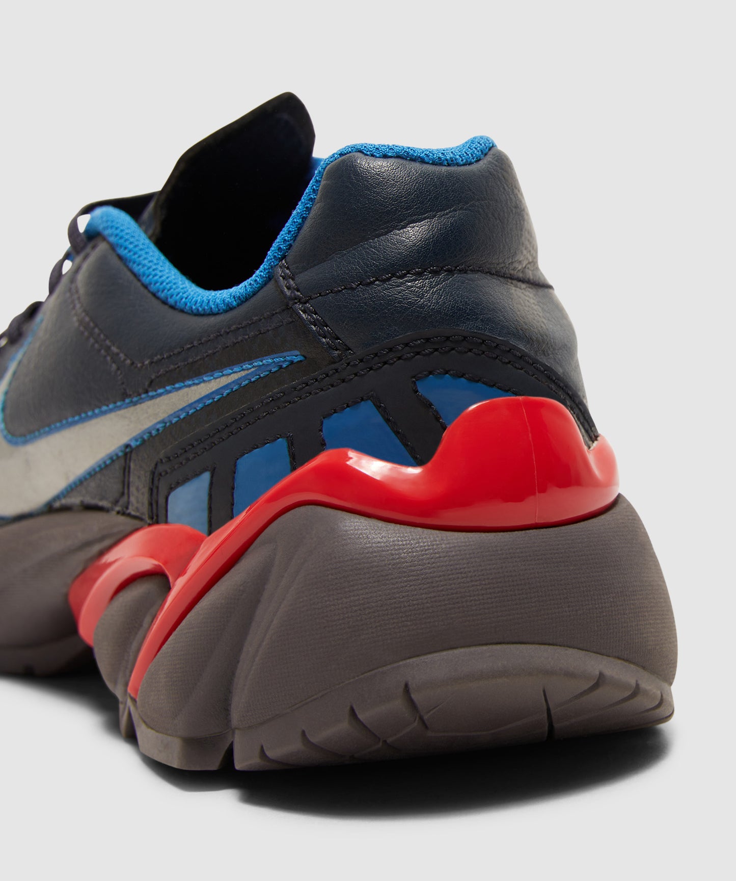 Total 90 Shoot 3 TF, w/ Vibram Safe Run sole unit [2011]